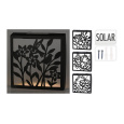 dekorace na zeď čtver.solární LED 26x26x5cm kov.ČER